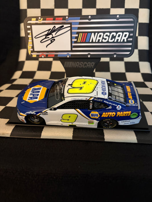 NASCAR Offically Licensed 1/24 Diecast Display