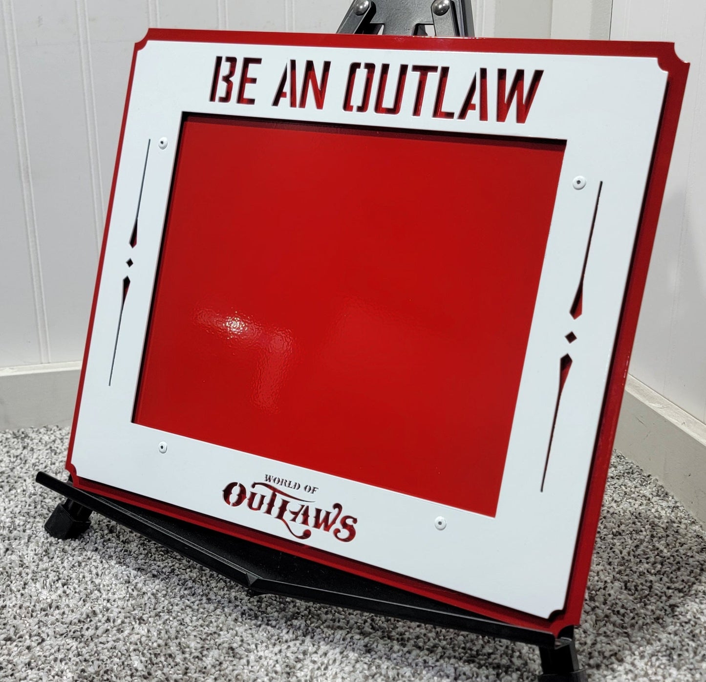 World Of Outlaws Hero Card Frame