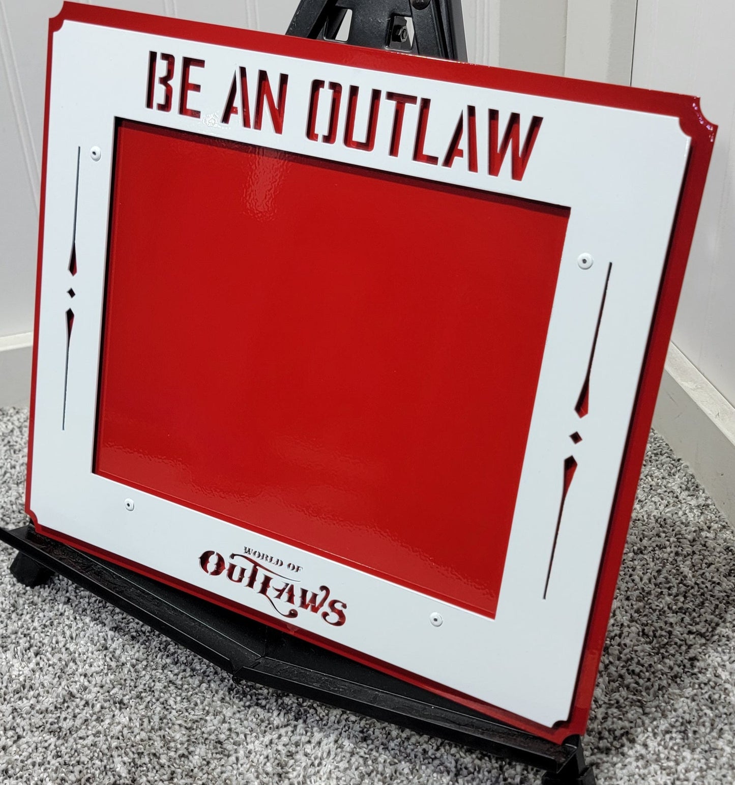World Of Outlaws Hero Card Frame